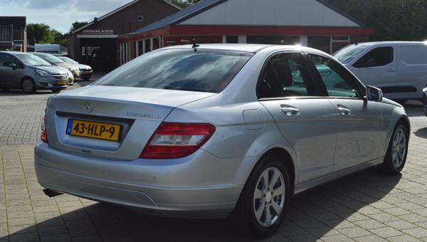 Mercedes-Benz C-Klasse 180 K BlueEFFICIENCY First Edition